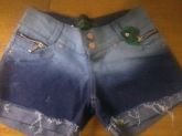 Short jeans curto